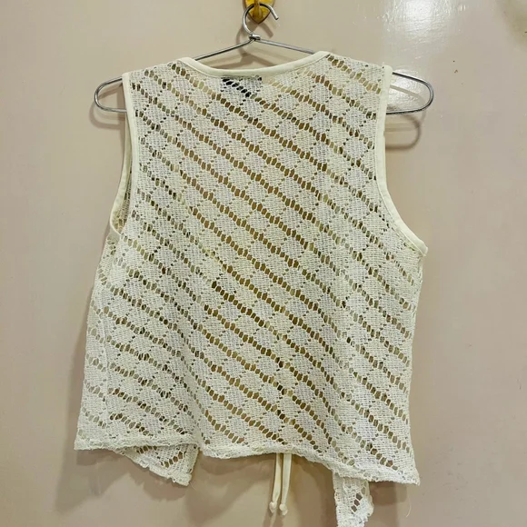 White beautiful shrug - Picture 6 of 7